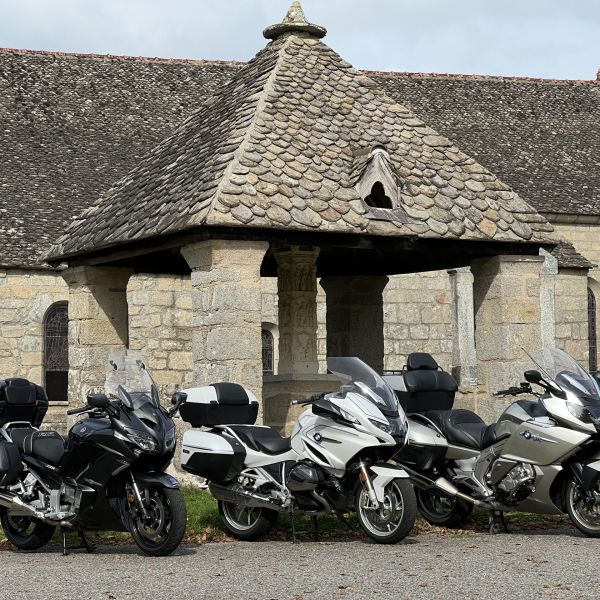 MOTO TOUR XAINTRIE